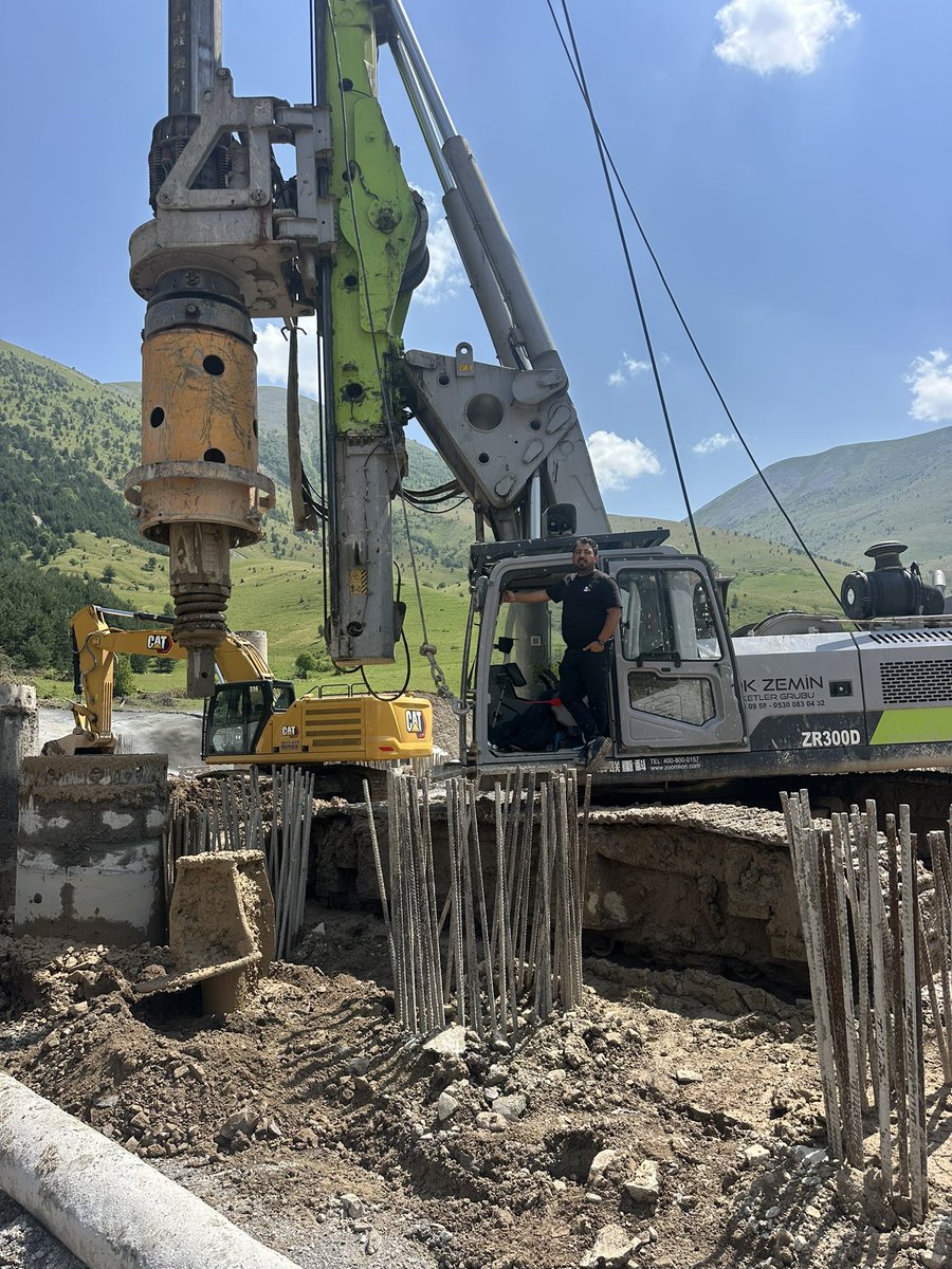 ibrhmbyzlm's tweet photo. #işgüç #rotarydrilling #forekazık https://t.co/JGBrRT4j0m