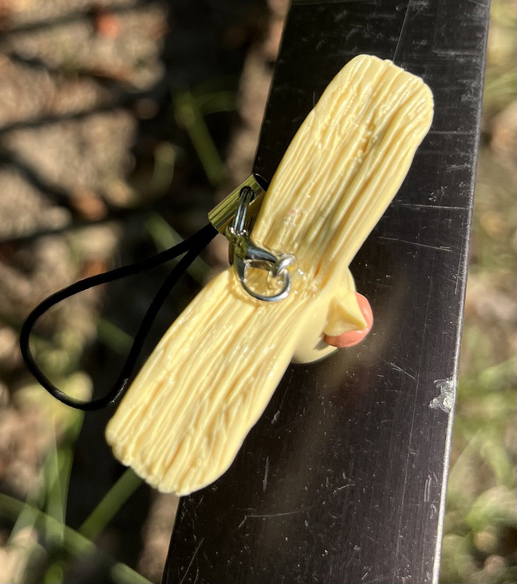 CRFT MRLET NAGOYA vol.7へ行ってきました

素敵な作品と食品に、美味しいキッチンカー‼️
楽しい一日

<a href="/mukosei8mukosei/">無個性-mukosei-</a> さんの作品で
一目惚れしたニューさけたチーッスくんストラップと一緒に帰宅しました😊

特に、さけてる部分がリアルでお気に入りです☺️

#クラマケ07
#クラフトマーケット名古屋