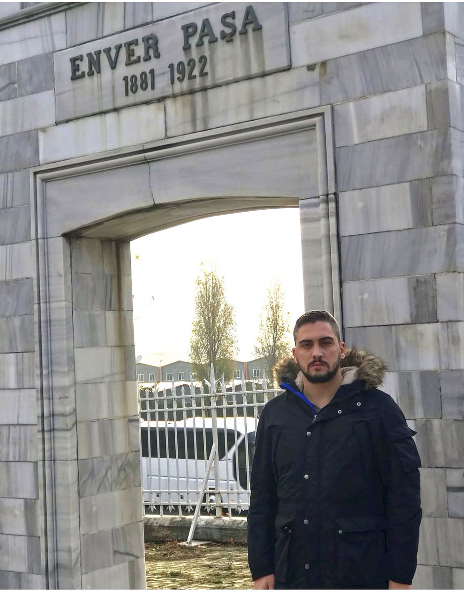 “Ben,vatan için,vatanın her zerresi için bütün kuvvetiyle ölünceye kadar çalışacak bir makine olmak istiyorum. Ne yapayım, bir defa vatanı her şeyden, herkesten daha fazla sevdim. Ona ebediyen sadık kalacağım."

Şehit #EnverPaşa 

Ruhu şad olsun..