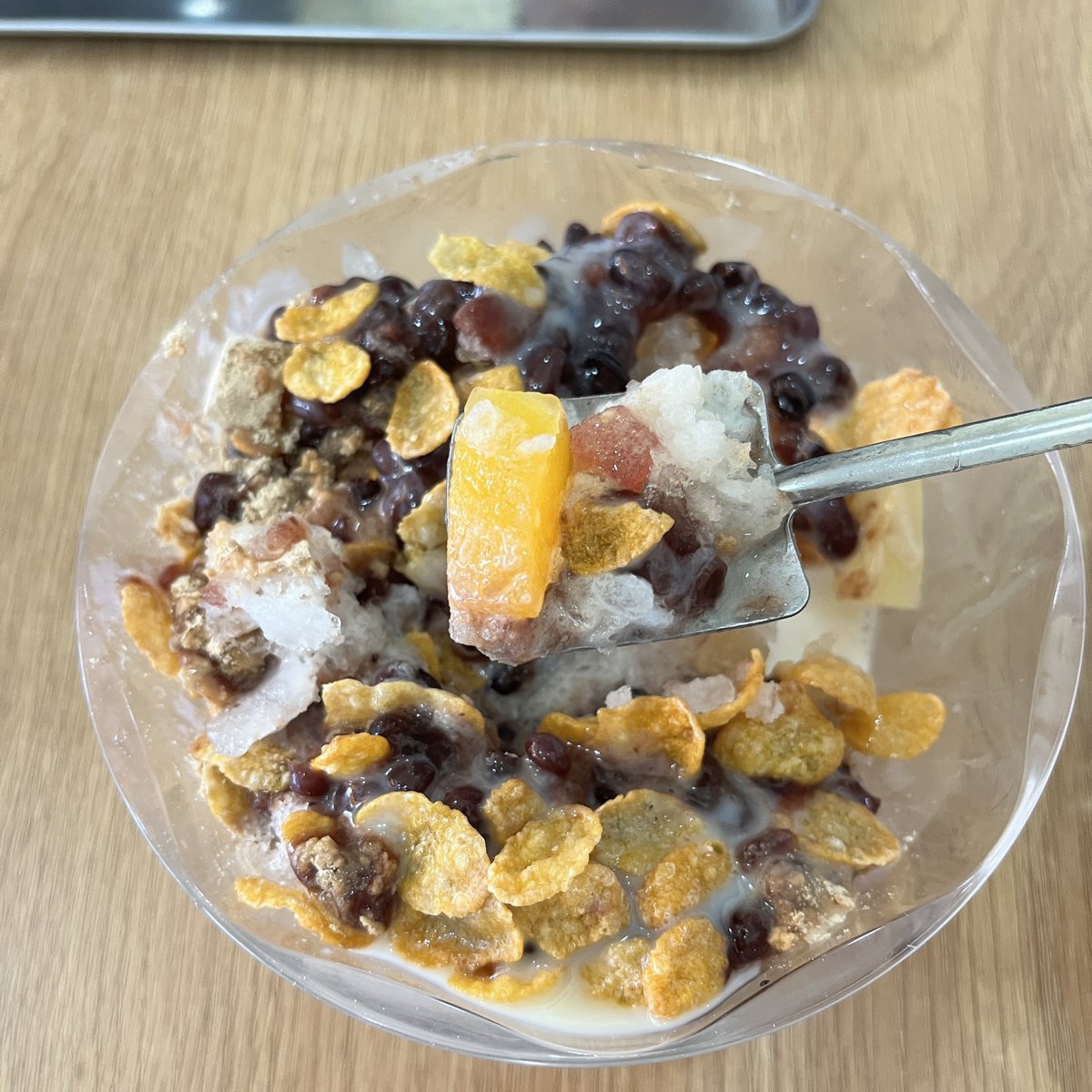 원래 팥빙수 가격은 이랬음. 누가 가격을 올려가지고ㅡㅡ 사천원짜리 빙수 시언~ 하게 먹었심다. 시원한 하루 되십셔🫶