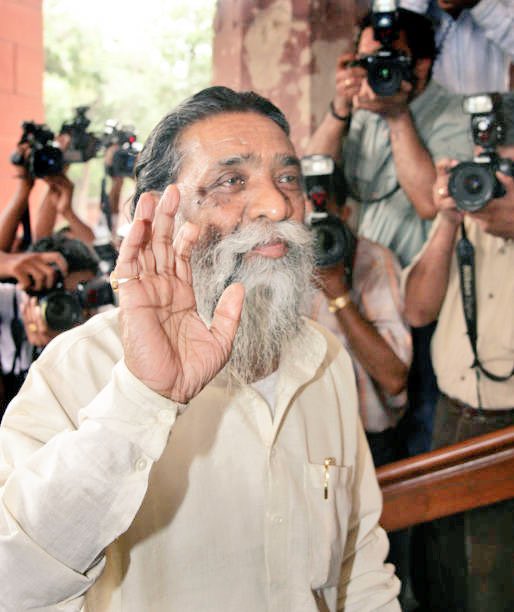 पूर्व मुख्यमंत्री श्री शिबू सोरेन जी को अंतिम जोहार!
श्रद्धांजलि!!

#shibusorendeath