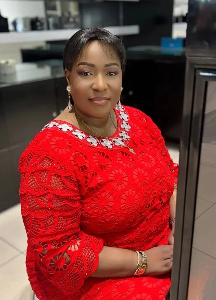 Afrika Promotion (@afrikapromotion) on Twitter photo #AFRIKA_PROMO_VOTRE_MEDIA 📸:
Nous souhaitons un excellent début de semaine à l'honorable <a href="/WamuHenriette/">Henriette Wamu officielle</a> 🇨🇩
Alors, que la faveur divine soit toujours avec elle 🥺🙏🏽 #AFRIKA_PROMO_VOTRE_MEDIA 📸:
Nous souhaitons un excellent début de semaine à l'honorable <a href="/WamuHenriette/">Henriette Wamu officielle</a> 🇨🇩
Alors, que la faveur divine soit toujours avec elle 🥺🙏🏽