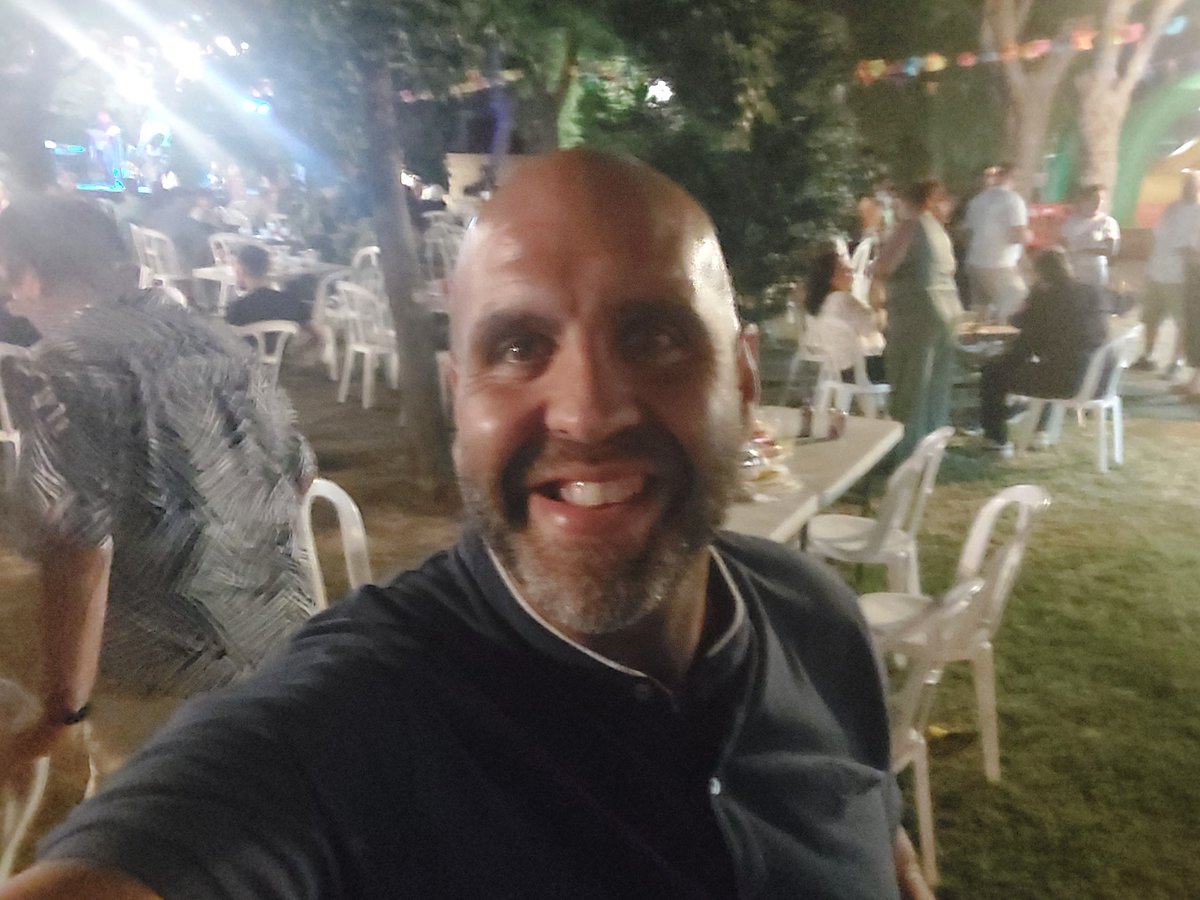 Miguel Ángel Melero Vargas (@mamelerovargas) on Twitter photo ¡Qué magnífica noche de sábado en la Velá del Camino Viejo!
Desde el <a href="/PSOETOMARES/">PSOE DE TOMARES</a>, enhorabuena a todas las personas que lo hicieron posible, en especial a Mari y Pepe, por su lucha para que esta tradición tenga más presente y futuro que nunca. ¡Qué magnífica noche de sábado en la Velá del Camino Viejo!
Desde el <a href="/PSOETOMARES/">PSOE DE TOMARES</a>, enhorabuena a todas las personas que lo hicieron posible, en especial a Mari y Pepe, por su lucha para que esta tradición tenga más presente y futuro que nunca.