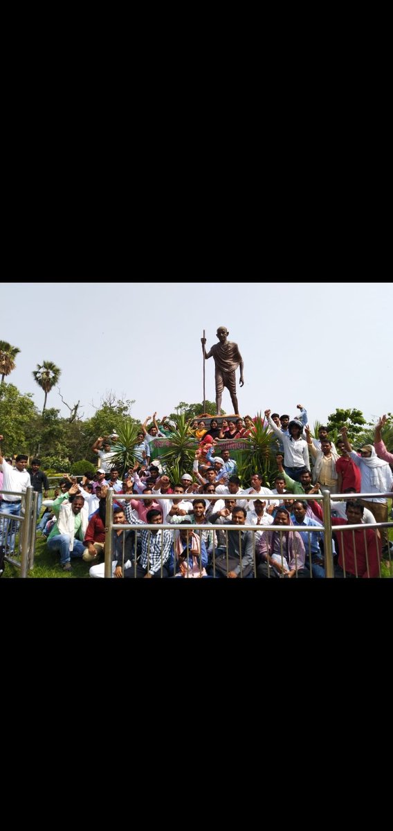 AbindarP's tweet photo. माननीय मुख्यमंत्री जी आपने कहा था और कृष्णा नंदन वर्मा जी के द्वारा फाइल भी बनाई गई है लेकिन अभी तक फाइल किरानी के पास लंबित है शिक्षा विभाग माध्यमिक । @BiharTakChannel @NitishKumar @rashtrapatibhvn @TejashwiYdvRJD @ProfShekharRJD @RahulGandhi @@jitanrmanjhi https://t.co/ud5kul7PsR