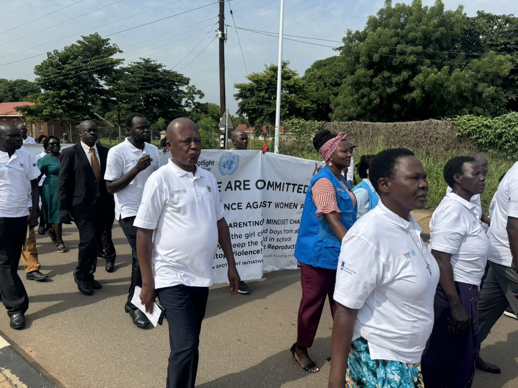 UN in Uganda (@uninuganda) on Twitter photo 📍 We’re live in Adjumani! The marching band is leading the way as schools, leaders & community members rally behind the call to end violence against women & girls.
Voices are loud. Spirits are high 💜
#SpotlightInitiative #EndVAWG
<a href="/GlobalSpotlight/">Spotlight Initiative</a> 📍 We’re live in Adjumani! The marching band is leading the way as schools, leaders & community members rally behind the call to end violence against women & girls.
Voices are loud. Spirits are high 💜
#SpotlightInitiative #EndVAWG
<a href="/GlobalSpotlight/">Spotlight Initiative</a>