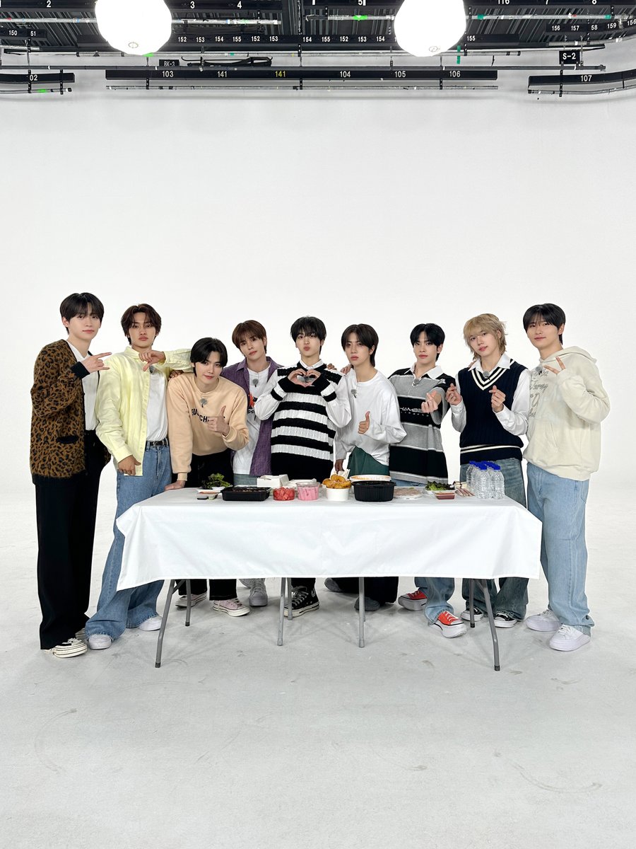 [📸]
CRAVITY PARK (크래비티 파크) EP.102
⠀
🎬 [회귀 특집 2편] 보러가기
▶ youtu.be/Ygn4KD_WlAU
⠀
#CRAVITY #크래비티
#CRAVITY_PARK #크래비티파크