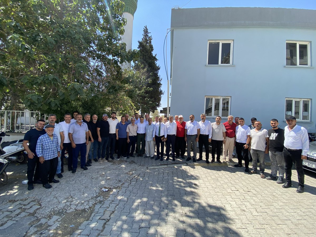 Ali ŞAHİN (@alisahin501) on Twitter photo 📍NİZİP AKÇAKENT MAHALLESİ
<a href="/GaziantepBeld/">Gaziantep Büyükşehir</a> Başkan Vekilimiz <a href="/mehmethaz/">Mehmet Haz</a>, İl Yönetim Kurulu üyelerimiz, Nizip AK Parti İlçe Başkanımız <a href="/yakupkarakus7/">yakup karakus</a> ve teşkilat üyelerimizle Akçakent mahalle muhtarımız Musa Çetin ve sakinlerimizi ziyaret ettik...
<a href="/AKPartiG_Antep/">AK Parti Gaziantep</a>
<a href="/akparti_nizip/">AK Parti Nizip İlçe Başkanlığı</a> 📍NİZİP AKÇAKENT MAHALLESİ
<a href="/GaziantepBeld/">Gaziantep Büyükşehir</a> Başkan Vekilimiz <a href="/mehmethaz/">Mehmet Haz</a>, İl Yönetim Kurulu üyelerimiz, Nizip AK Parti İlçe Başkanımız <a href="/yakupkarakus7/">yakup karakus</a> ve teşkilat üyelerimizle Akçakent mahalle muhtarımız Musa Çetin ve sakinlerimizi ziyaret ettik...
<a href="/AKPartiG_Antep/">AK Parti Gaziantep</a>
<a href="/akparti_nizip/">AK Parti Nizip İlçe Başkanlığı</a>