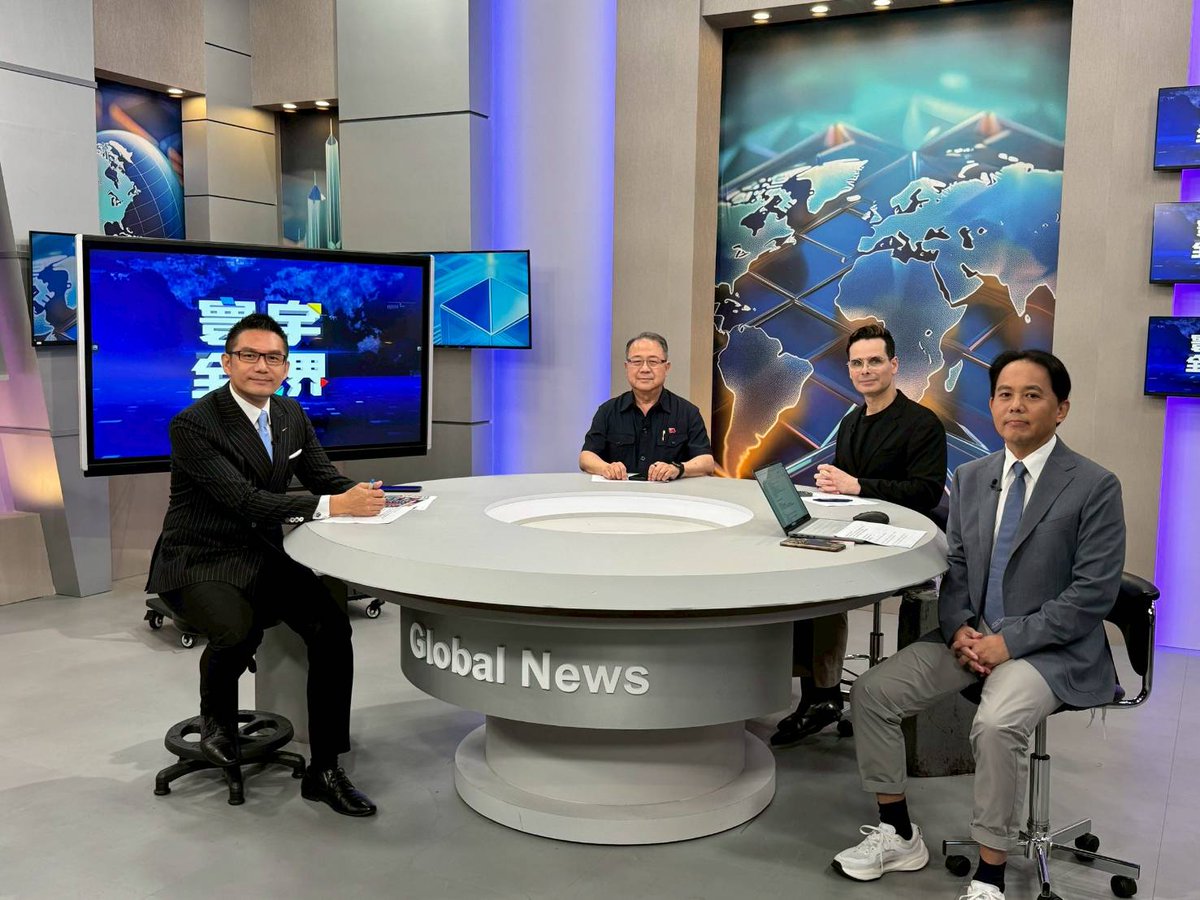 On a show in #Taiwan, I discussed #Trump's #tariffs, Trump gives #VladimirPutin deadline to reach ceasefire as Trump repositions nuclear subs, and #India - #Philippines join naval action in South China Sea. 

Part 1:
youtube.com/watch?v=dEc8vk…

Part 2:
youtube.com/watch?v=LXsETH…