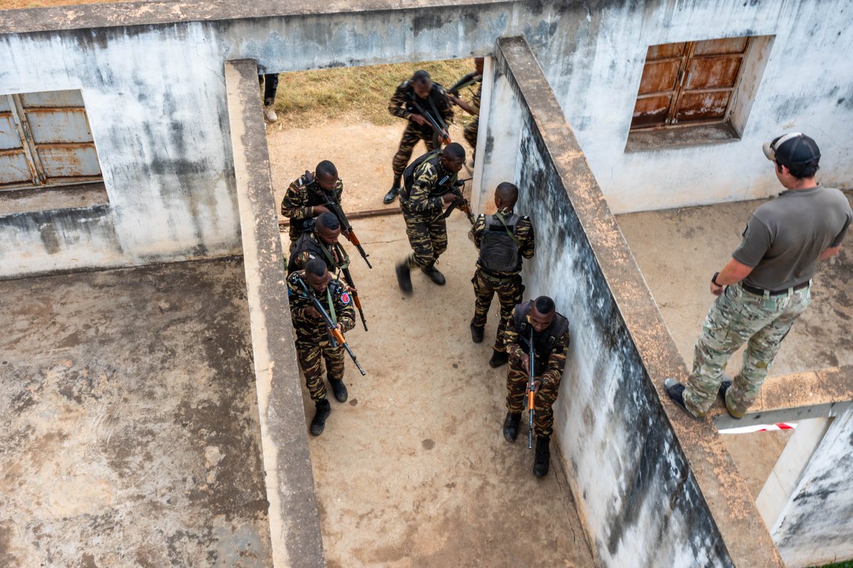 SOCAFRICA (@ussocaf) on Twitter photo 🇺🇸🇲🇬Mastering the essentials. From close quarters combat to marksmanship and mobility, this #JCET strengthened the operational edge of the <a href="/MDN_Madagascar/">Ministère des Forces Armées</a> Malagasy Gendarmes alongside <a href="/USSOCOM/">USSOCOM</a> Special Forces. <a href="/USMadagascar/">U.S. Embassy Madagascar</a> 🇺🇸🇲🇬Mastering the essentials. From close quarters combat to marksmanship and mobility, this #JCET strengthened the operational edge of the <a href="/MDN_Madagascar/">Ministère des Forces Armées</a> Malagasy Gendarmes alongside <a href="/USSOCOM/">USSOCOM</a> Special Forces. <a href="/USMadagascar/">U.S. Embassy Madagascar</a>