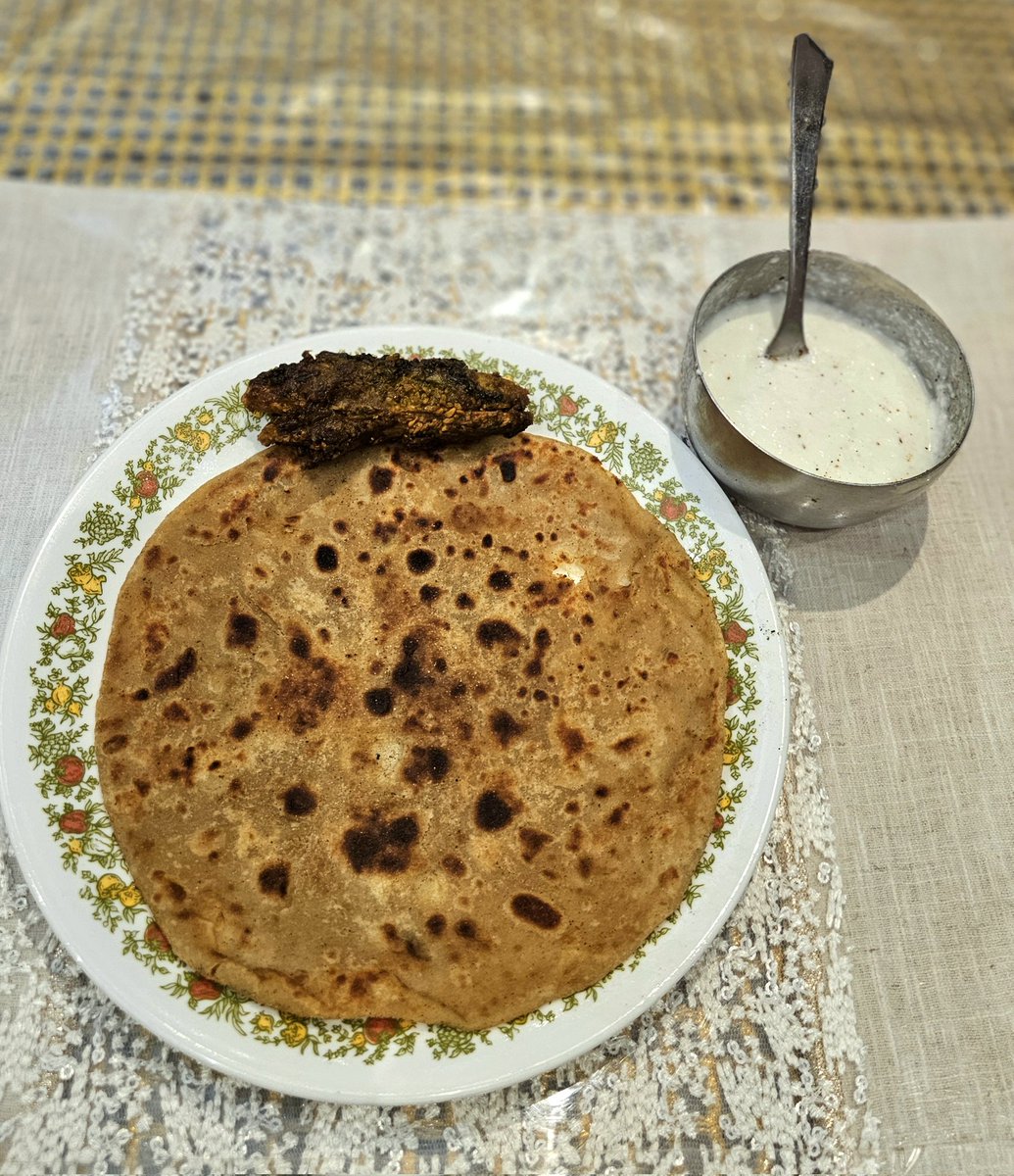 Jatin Guliani (@thefoodadmirer) on Twitter photo My MIL sends over a warm, comforting meal ~ Aloo Paratha, Fresh Curd (not the packaged one), and Spicy Bharwan Karela 🧡❤️♥️ #LunchTime #MondayMotivaton
.
<a href="/KalyaniMuktevi/">Kalyani Sharma</a>
<a href="/FoodieGrizzly/">TxPanda77</a> <a href="/HiHyderabad/">Hi Hyderabad</a> <a href="/Ilovehyderabad/">Sanghamitra Malik</a> <a href="/DeeptaNagpal/">Deepta Nagpall</a> <a href="/MusingGee/">Gee</a> <a href="/free_style_chef/">Andee</a> <a href="/mohd_ridakhan/">Rida Khan</a> <a href="/meghu/">Maggie</a> My MIL sends over a warm, comforting meal ~ Aloo Paratha, Fresh Curd (not the packaged one), and Spicy Bharwan Karela 🧡❤️♥️ #LunchTime #MondayMotivaton
.
<a href="/KalyaniMuktevi/">Kalyani Sharma</a>
<a href="/FoodieGrizzly/">TxPanda77</a> <a href="/HiHyderabad/">Hi Hyderabad</a> <a href="/Ilovehyderabad/">Sanghamitra Malik</a> <a href="/DeeptaNagpal/">Deepta Nagpall</a> <a href="/MusingGee/">Gee</a> <a href="/free_style_chef/">Andee</a> <a href="/mohd_ridakhan/">Rida Khan</a> <a href="/meghu/">Maggie</a>
