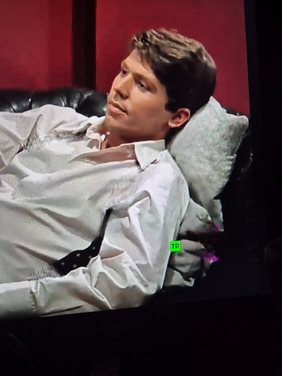 "Desde aquel día" mi canción favorita de entre tantas maravillosas. #EnveranoRaphael