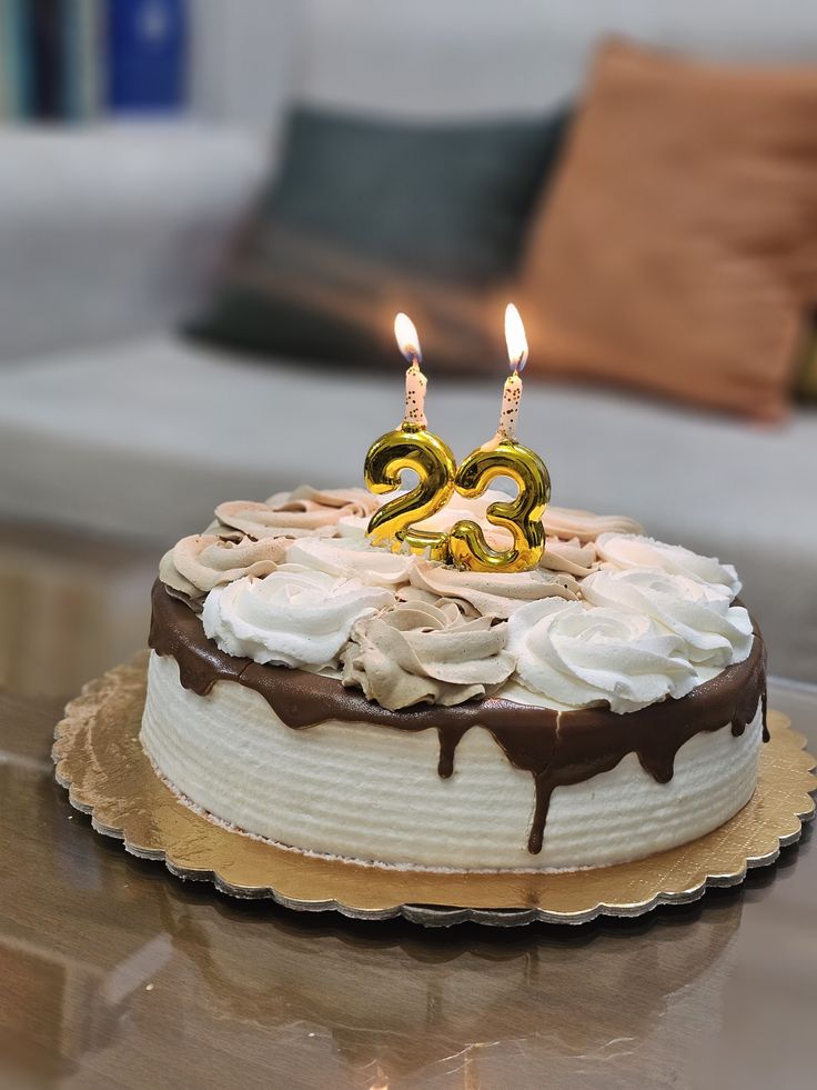 I woke up a little older today ❤️‍🩹🫶🥳.
#august #LEO