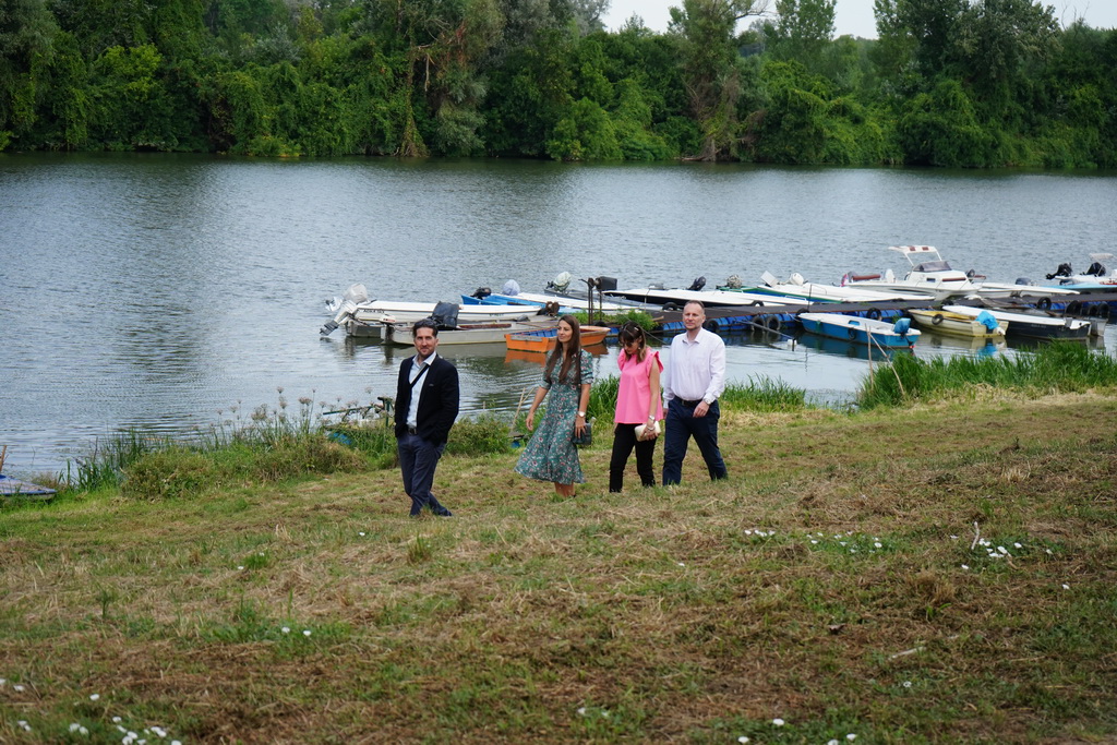 PSRRMSLS's tweet image. У Новом Кнежевцу одржан Попај фестивал и Лагани тиски спуст

Како је овом приликом рекао помоћник Ковач, ресорни секретаријат расписује конкурс за промоцију манифестацијa, којом је до сада, локалним самоуправама определио укупно 240 милиона динара. sk.in.rs/FgT