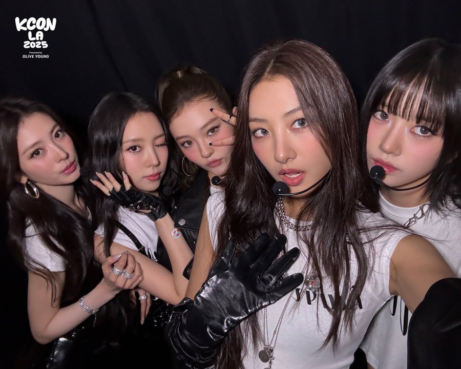 GxfqbizbYAAa_tw?format=jpg&name=900x900