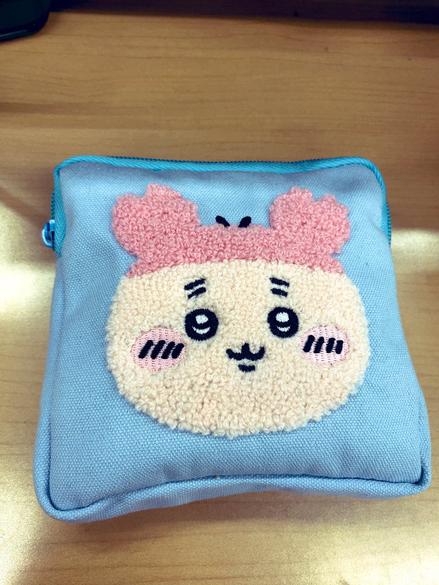 なくしたと思っていたカニちゃんポーチ、会社にありました😅💦
引き出しに入れて忘れていたようです。
見つかってホッとしたけど、お騒がせ致しました…
いいね♥️やｺﾒﾝﾄで励ましてくれた方々、ありがとうございました🥲︎💓

#なくしもの見つかりました
#カニちゃん 🦀
#以後気をつけます