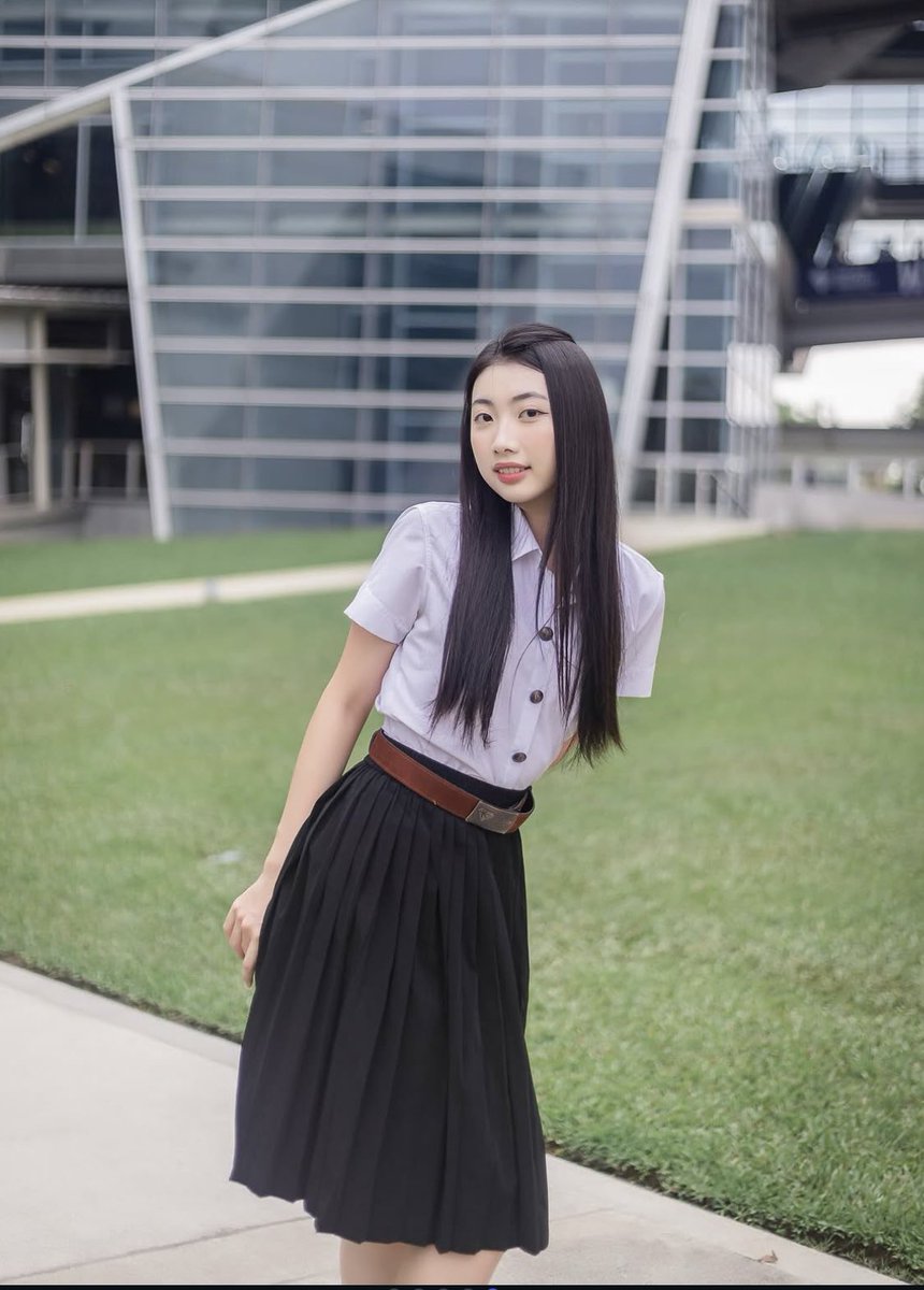 พลีทก็ดีเหมือนกันนะ #นักศึกษา  #ชอบกระโปรง