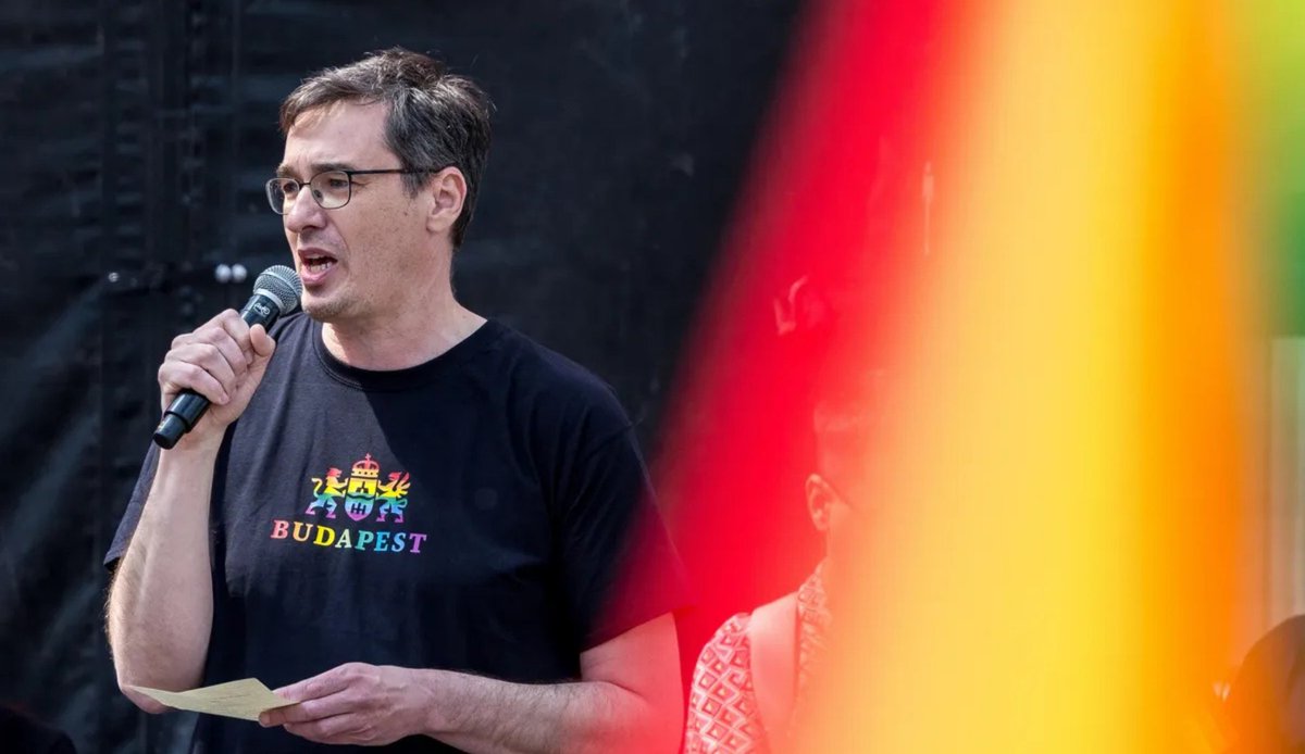 🌐🏳️‍🌈Budapeşte Belediye Başkanı, Onur Yürüyüşü hakkında ifade verdi: “Budapeşte’de ne özgürlüğün ne de aşkın yasaklanamayacağını söyledik”

kaosgl1.org/haber/budapest…
