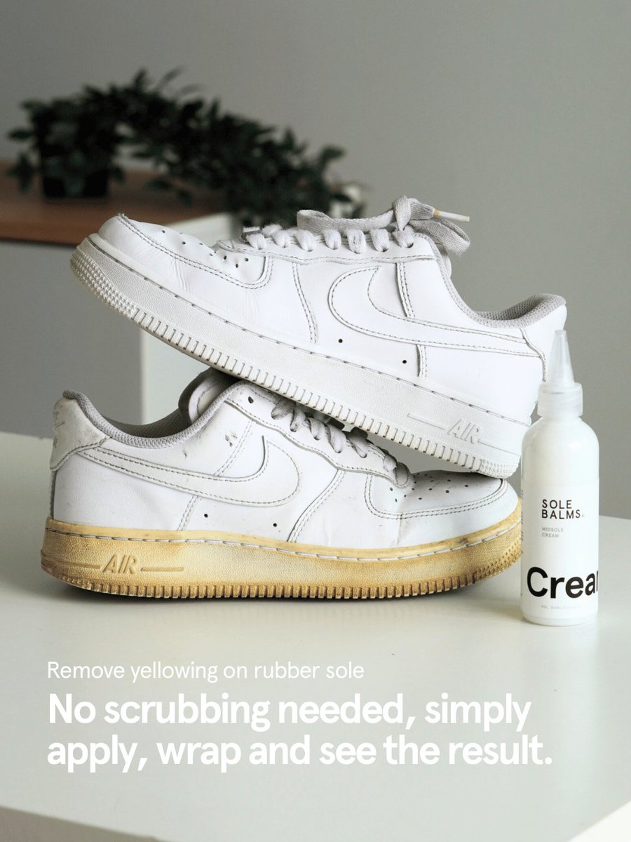 Kasinhi aka will change your life my GUY. $10/100mls. 

Whitens Upto 12pairs of yellowing soles. #smartzhet #smartzhetsneakerlaundry #smartzhetshoelaundry #shoelaundryzimbabwe #sneakerlaundryzimbabwe #sneakehead #sneakerzim