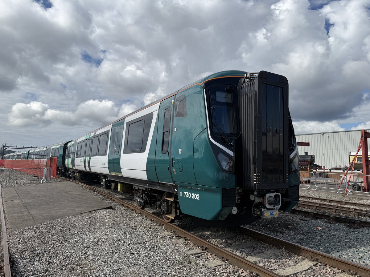 SnrConductorJim's tweet photo. What a day!! The Greatest Gathering was an incredible event and a big thank you to all the people involved in making it happen!!

@greatestgather @AlstomUK

#GreatestGathering #GG25 #Trains #Railway #Railway200 #Rail200 https://t.co/Npz4tCkf7y