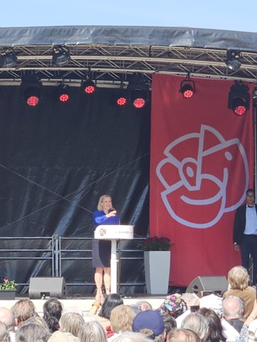 🌞 May Day in Malmö: sun, solidarity, and subtle shifts in Sweden’s political landscape.

Read <a href="/jullietta_f/">Jullietta Stoencheva</a> reflections on the 2025 workers’ parade, protest dynamics, and the enduring spirit of collective action.

📖 New blog post via Media Machine:
🔗oppattune.eu/may-day-in-mal…