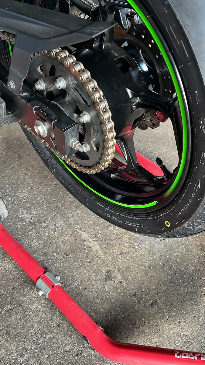 【きよひろくん】 玄人志向 クロウトシコウ GG-RTX5080-E16GB/OC/TP｜ツクモ公式