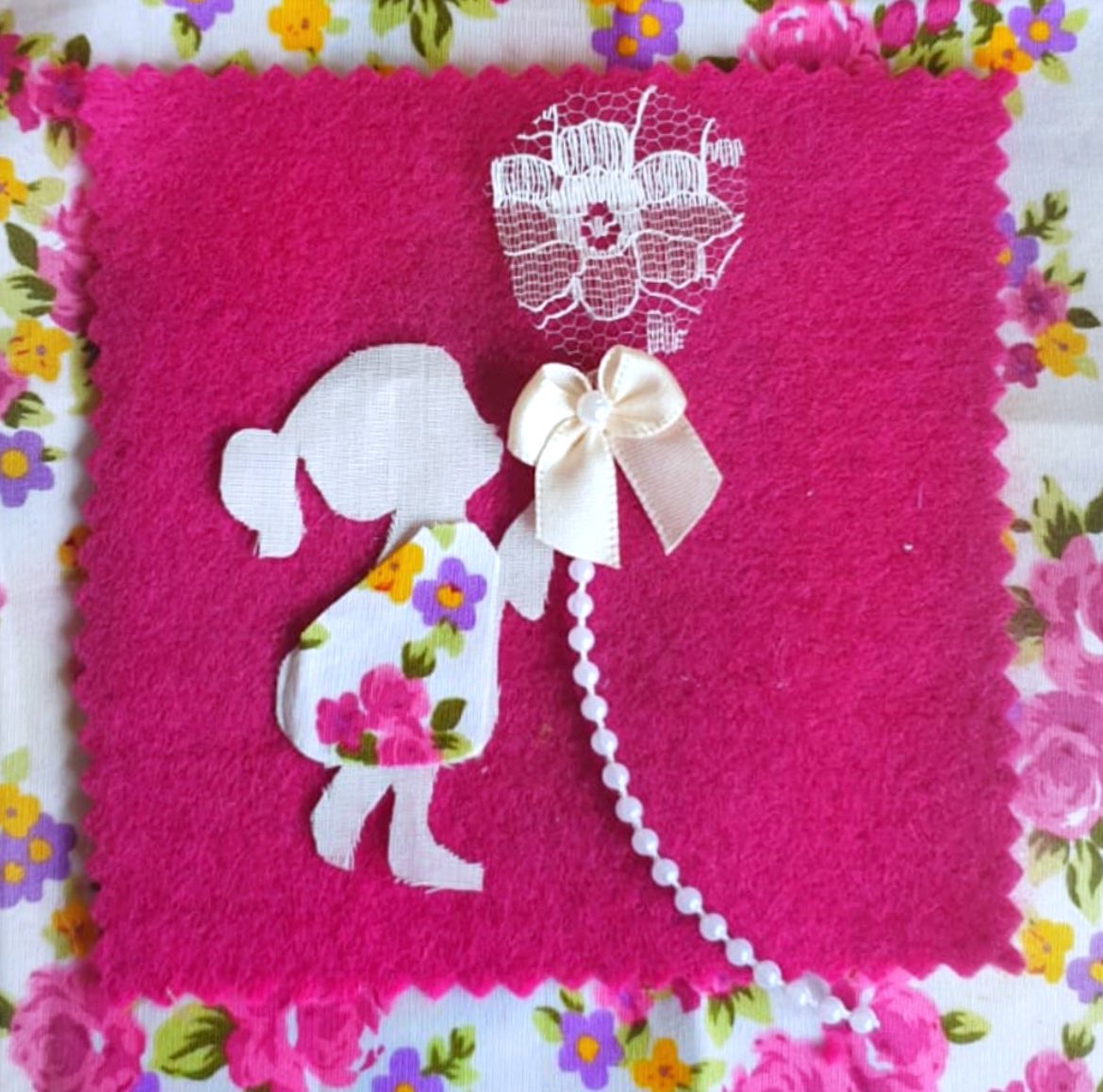 Happy Monday! We are sharing all things pink today to make us smile at the start of a new week! What are your crafty plans? 🩷 

craftsandgiggles.com

#crafts