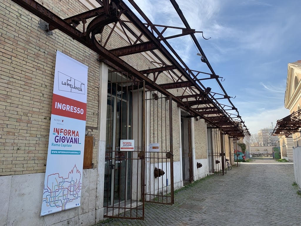 Dall'11 al 23 agosto il Centro servizi per i giovani si prende una pausa estiva. Ma continueremo a tenervi compagnia da qui.
Buona estate!
informagiovaniroma.it/centro-servizi…