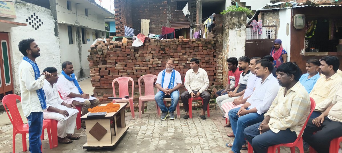 मॉर्निंग वॉक फ़ॉर BSP,,
बहुजन समाज पार्टी के तत्वधान में
विधानसभा गोरखपुर शहर में  कैडर के माध्यम से लोगों को बसपा से जोड़ने का काम किया गया,,
<a href="/AnandAkash_BSP/">Akash Anand</a> <a href="/purvanchalrock/">Dhirendra Pratap</a> <a href="/Vishalbhartibsp/">Vishal Raja وشال بھارتی 🐘</a> <a href="/VarunJatav46909/">Varun Jatav</a>