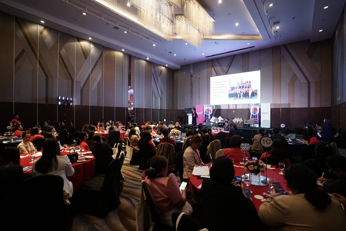 Afternoon highlights from Day 1 of the 2nd AWE Summit 2025 

AWE participants from across the Philippines shared their entrepreneurial journeys—how they started, and how far they’ve come through the AWE program.
Stories of resilience, growth, and purpose filled the room.

#AWEPH