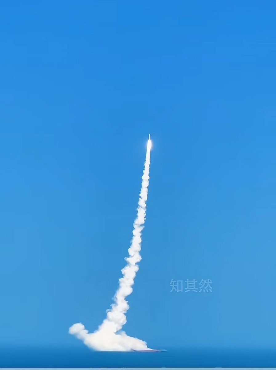 天时地利已备，机遇喷薄而出！聚焦三大黄金赛道：比特币生态、Web3+AI、Web3+RWA，爆发在即！

⚡ 比特币生态：原生资产为王！如同真金铸就首饰，原生资产共识最强、造富效应最猛。紧盯那些能引爆流动性的协议与产品。比如烷烃协议和Dotswap。

🧠 Web3+AI：概念虽百花齐放，但真金稀少。