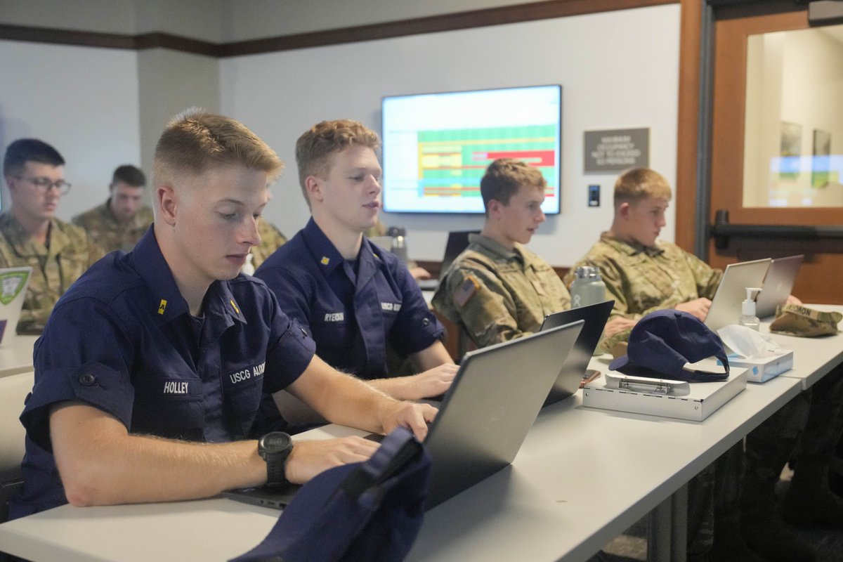 VMI1839's tweet image. Happy 235th Birthday to the United States Coast Guard!

Since 1790, the U.S. Coast Guard has stood the watch. VMI cadets in the Coast Guard Auxiliary University Program (AUP) are proud to follow in that tradition.

Semper Paratus!

#VMI #USCoastGuard #HappyBirthdayUSCG