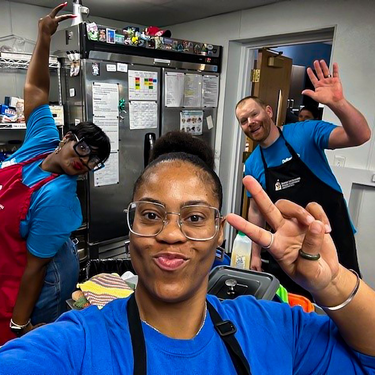 🛒 A double-day of volunteering! 🌮 

On July 29, Dollar Bank employees gave back to the community all day long. They worked at the <a href="/CleFoodBank/">Greater Cleveland Food Bank</a>'s Healthy Choice market, then they cooked up a storm at the <a href="/RMHCneo/">RMHC Northeast Ohio</a>!