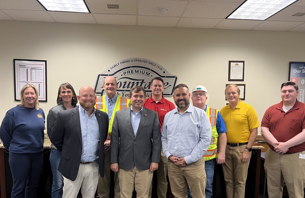 NC Department of Labor (@ncdol) on Twitter photo Commissioner <a href="/LukeFarleyNC/">Luke Farley</a> recently visited Mountaire Farms' Lumber Bridge Plant – along with Rep. Lowery (<a href="/The_Real_JML/">Rep. Jarrod Lowery</a>) – to see one of the largest poultry processing facilities in the country and a cornerstone of North Carolina’s food supply chain.
A big thank you to Amanda Commissioner <a href="/LukeFarleyNC/">Luke Farley</a> recently visited Mountaire Farms' Lumber Bridge Plant – along with Rep. Lowery (<a href="/The_Real_JML/">Rep. Jarrod Lowery</a>) – to see one of the largest poultry processing facilities in the country and a cornerstone of North Carolina’s food supply chain.
A big thank you to Amanda