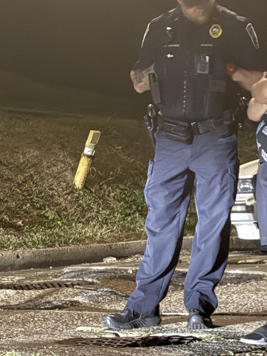 Jimmmmmy's tweet photo. Cops love to keep their little hands in their vests to keep their titties warm while they stand around ‘doing their job.’ Fucking nerds. https://t.co/pzJVNdp9TK