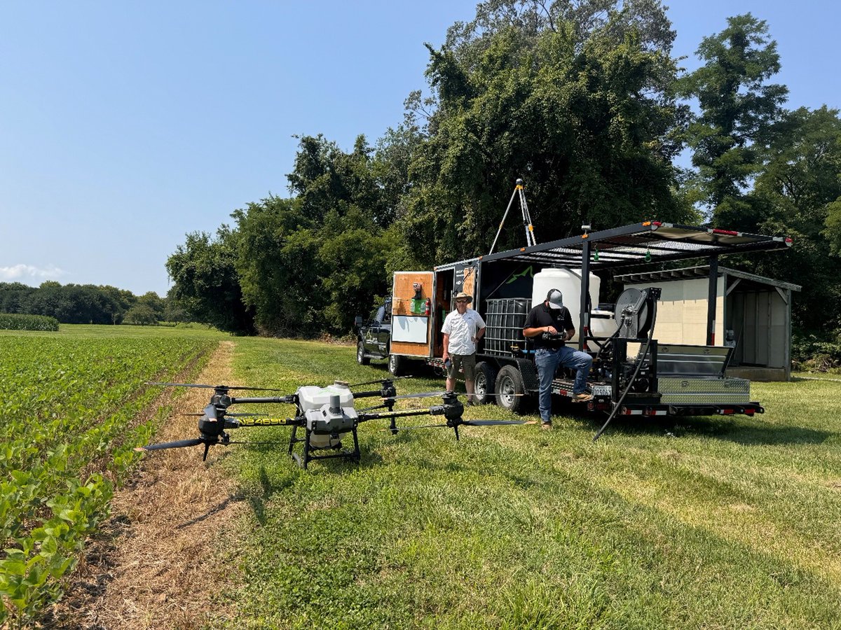 SoybeanResearchInfoNetwork (@soyresearchinfo) on Twitter photo Timing in-season fungicide and cover crop seeding can be tricky. Drones provide an option for these applications, found <a href="/UMD_AGNR/">College of Agriculture & Natural Resources</a> #SoyResearch-based funded by Maryland Soybean Board. Learn about factors to consider when choosing drone application. #USSoy bit.ly/3IYbrrc Timing in-season fungicide and cover crop seeding can be tricky. Drones provide an option for these applications, found <a href="/UMD_AGNR/">College of Agriculture & Natural Resources</a> #SoyResearch-based funded by Maryland Soybean Board. Learn about factors to consider when choosing drone application. #USSoy bit.ly/3IYbrrc