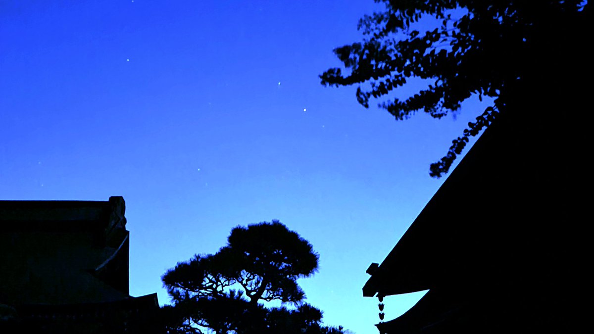 rainbowstains's tweet photo. 8/24 第四話
今夜の星模様は…

北極星がお寺チックでした
（南十字星は教会チックだろうにね！）

先ほど、10時から
（間に合ってない方は https://t.co/jebOE7Arxy へ）

✪フジテレビ・カンテレ✪
月曜の夜に輝きを！
#僕達はまだその星の校則を知らない
#ぼくほし https://t.co/S25P3cOXe3