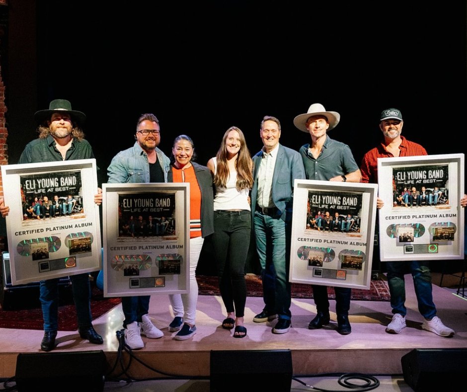 tagawards's tweet image. You Deserve Our Undivided Attention
We Only Go Home With Winners™
theawardgroup.com
#customrecognition #customawards #awards #recognition