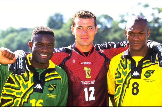 90s Football (@90sfootball) on Twitter photo Robbie Earle, Neil Sullivan and Marcus Gayle before France '98.
(via <a href="/PremiershipYrs/">The Premiership Years</a>) Robbie Earle, Neil Sullivan and Marcus Gayle before France '98.
(via <a href="/PremiershipYrs/">The Premiership Years</a>)