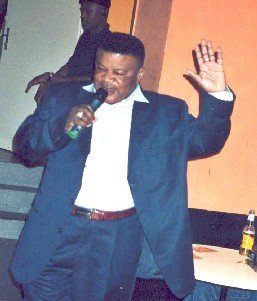 JabulaniRadio's tweet photo. Madilu System’s signature deep, hearty laugh in songs like “Mario” wasn’t just for fun—it became his musical fingerprint. No one could laugh through a verse like Madilu! 😂🎶
Name songs containing the signature laugh
#MadiluSystem
#FrancoBarbi
#RumbaKings https://t.co/QdLBCkFTyK
