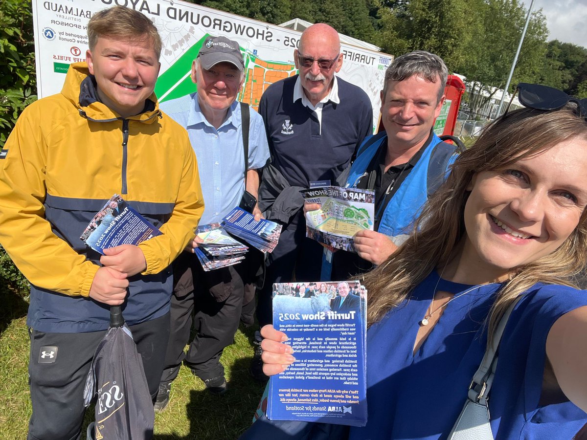 🚜 ALBA at the Turra Show — #MaxTheYes &amp; standing strong with Scotland’s farmers!

Independence means:
✅ Direct support for our rural communities
✅ Protection for Scottish produce
✅ A future in our hands
💙 Drop a 🚜 if you agree! #AlbaParty #TurraShow #YesScotland