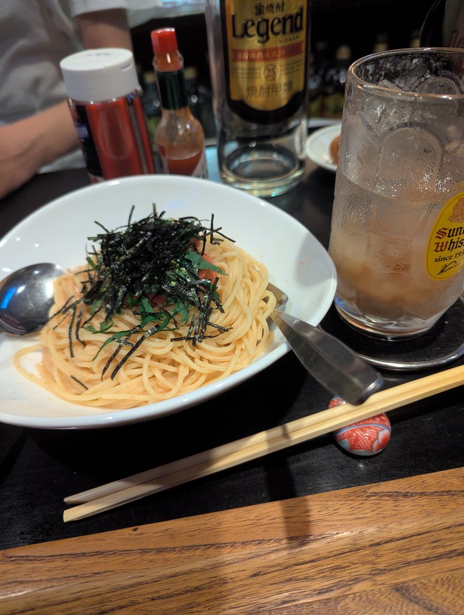 お店終わりに、十条駅近くのスナックどんぞこさんに遊びに来ました🍴✨
明太パスタ美味しい❤️他にも色んなメニューがありますよー😆

 #どんぞこ十条