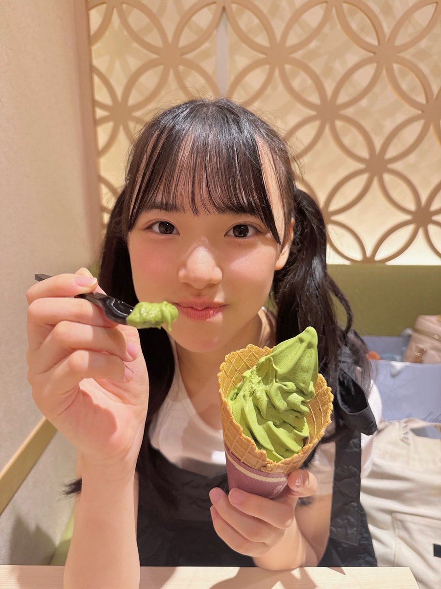 NMB48 2025 March ランダム生写真 木根彩呂花サイン NMB48 木根彩呂花 月別ランダム生写真 2025 April 2種 コンプ