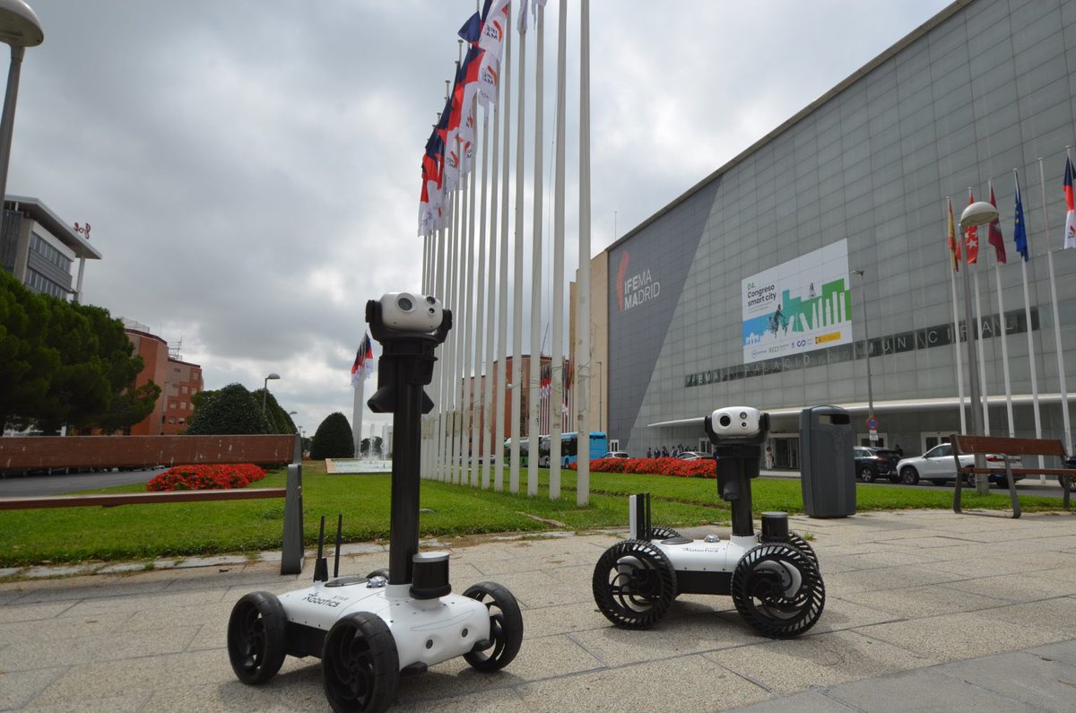 🤖 De Madrid al mundo: Star Robotics desarrolla robots innovadores para vigilancia y asistencia en entornos complejos.
Gracias al apoyo de #MadridInnovation, ya están presentes en otros países como EE.UU.

🔗 Conoce su historia en nuestros “Casos de éxito” madridinnovation.es/testimoniales/