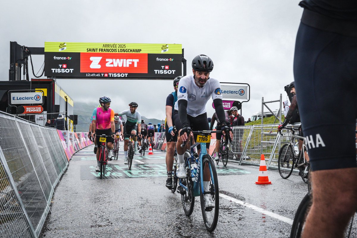 L’⁦<a href="/IKF_officiel/">International Kikadi Federation</a>⁩ au sommet de ⁦<a href="/LEtapeFemmes/">L’Étape du Tour de France Femmes avec Zwift</a>⁩ , encore un beau chantier 🚧sous la 🌧️. #tourdefrancefemme