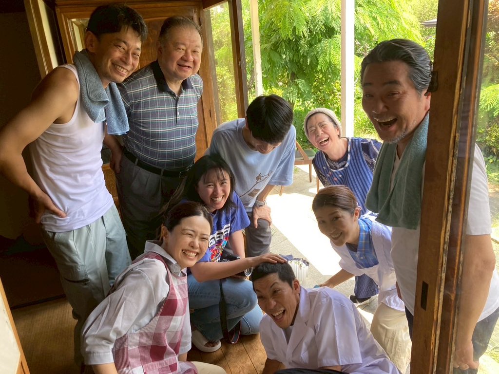 劇団PIS★TOL『縁側で呼んでいる』

昨日は、稽古＆ビジュアル撮影😆
早くも良く笑ってます、俺🤣

良い舞台になりますのでご期待ください🙆‍♂️
チケット予約、お待ちしております🤗

#縁側で呼んでいる 
#劇団ピストル