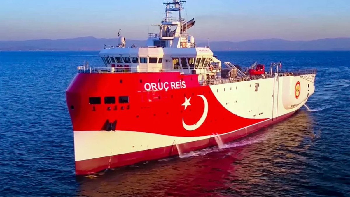 Mavi Vatan'ın yeni kalkanı! TCG Oruç Reis göreve başladı.

Savaş yönetim sistemiyle kapsamlı bir modernizasyondan geçen TCG Oruç Reis (F-245) fırkateyni, Deniz Kuvvetleri Komutanlığının en modern ve vuruş gücü en yüksek unsuru olarak Mavi Vatan savunmasında yerini aldı.