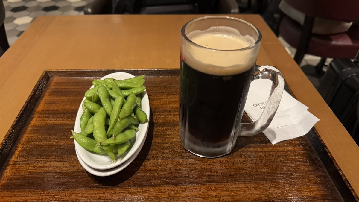J7uXecoZRzUhtT3's tweet image. って事で、口直し😁
最初からこっちにすれば良かった😅

#ビール #黒ビール #黒生
#枝豆🫛