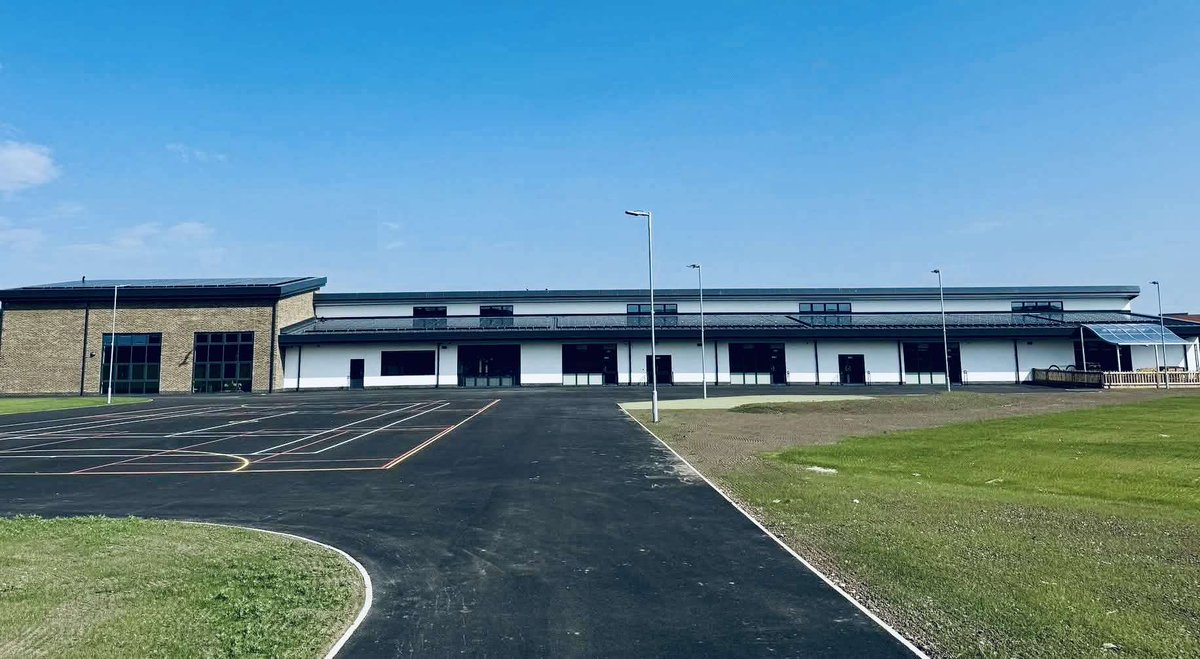 Midas Cladding (@midas_cladding) on Twitter photo Here is a project we completed for <a href="/OakbridgeSchool/">Oakbridge CofE Primary School</a> in Northallerton.
We were appointed by @HobsonPorter to install a built-up roof system with a bespoke Soffit and Fascia cladding with downpipes.
#Cladding #TeamMidas Here is a project we completed for <a href="/OakbridgeSchool/">Oakbridge CofE Primary School</a> in Northallerton.
We were appointed by @HobsonPorter to install a built-up roof system with a bespoke Soffit and Fascia cladding with downpipes.
#Cladding #TeamMidas