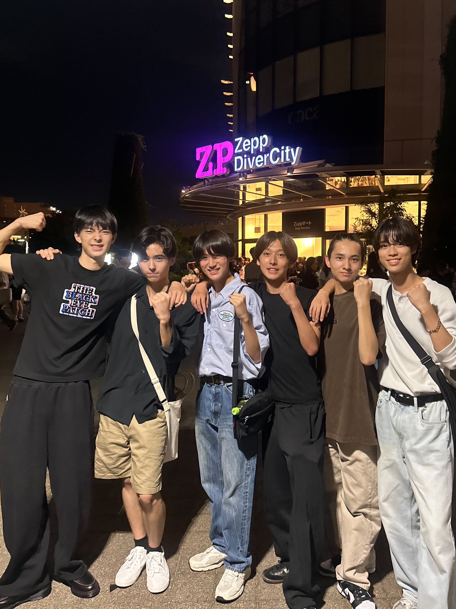 レペゼン地球 ZeppDiverCity 2018.8.28 Amazon.co.jp: レペゼン地球 DVD 3rd Anniversary 2018.8.28