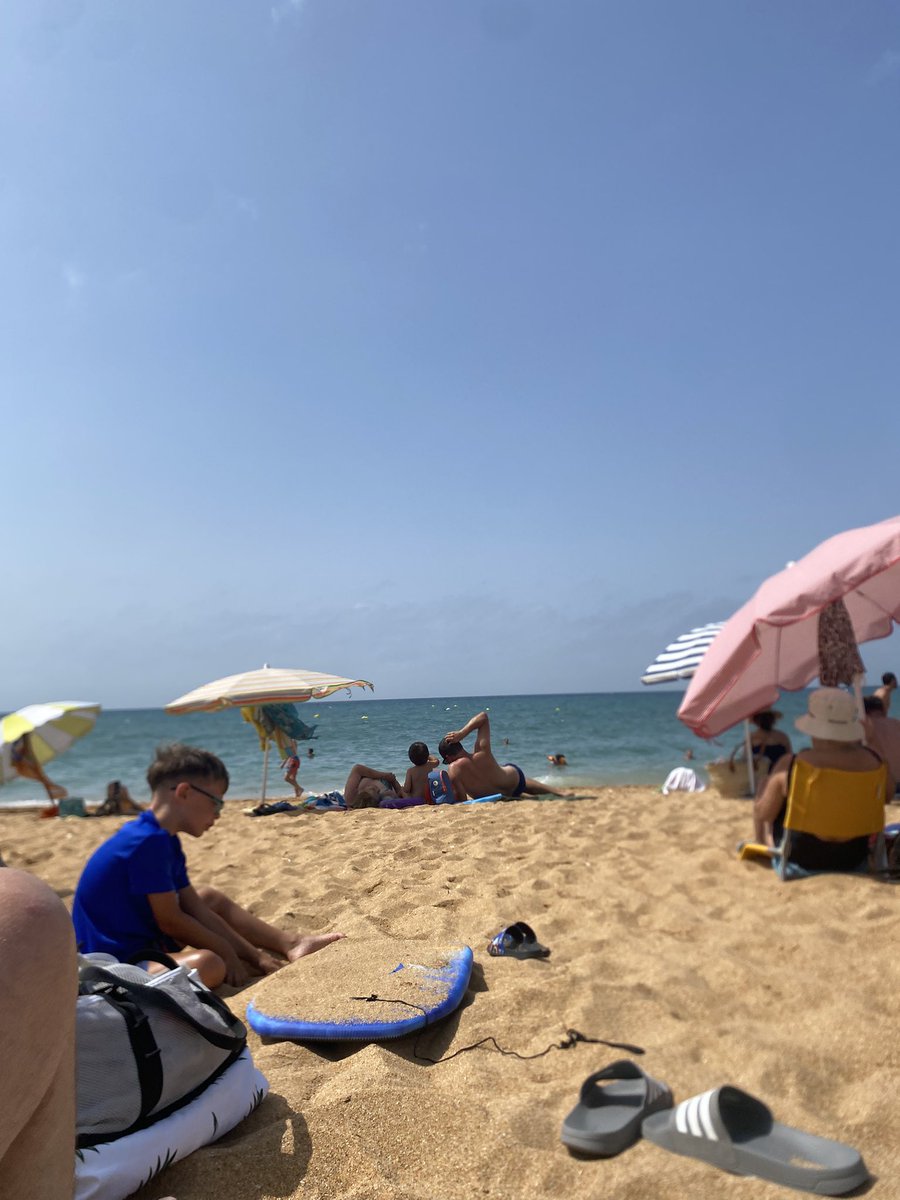 Smashitfor6's tweet image. TMS ON THE BEACH come on England